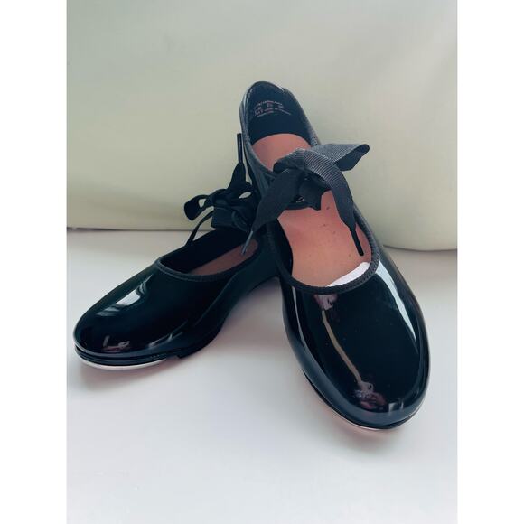 Capezio Girls Tap Shoe - Picture 1 of 6